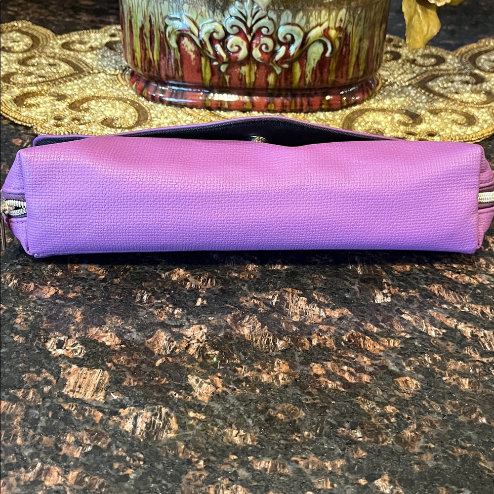 ghd Purple Color Heat Resistant Hot Tools Bag with Heat Resistant Pad - Picture 7 of 11